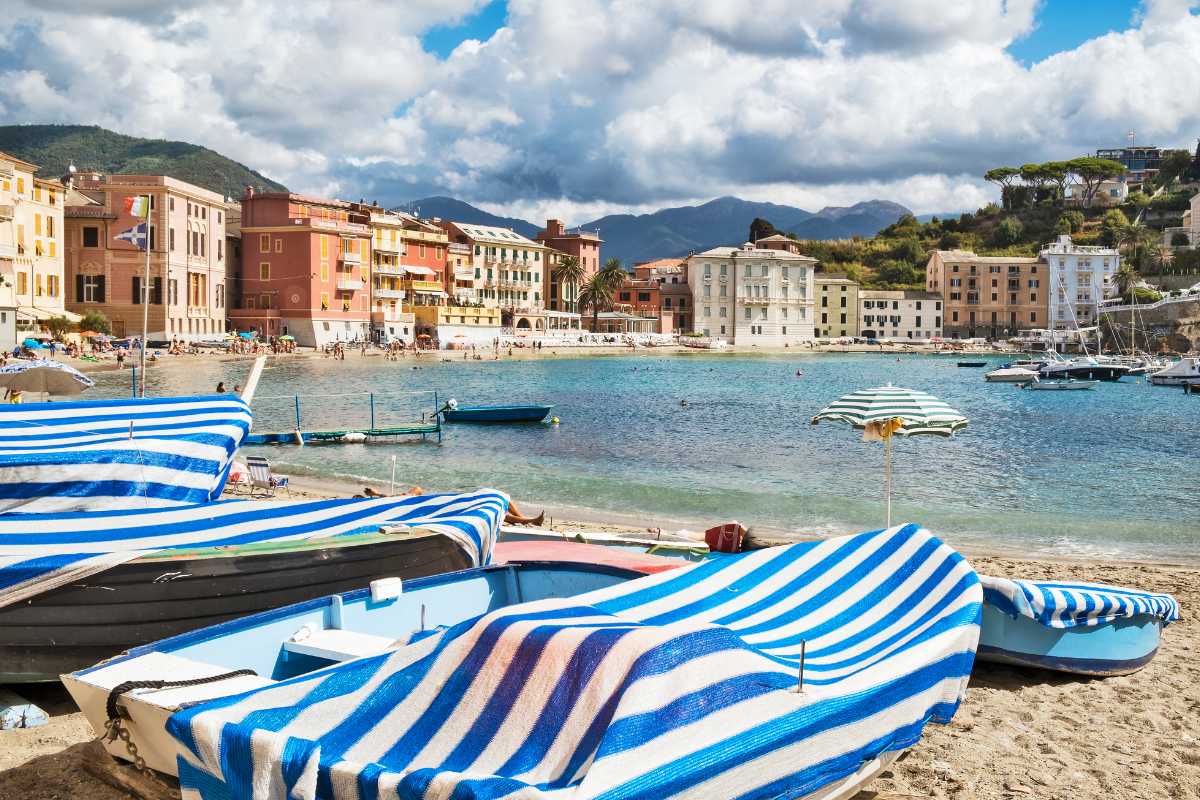 Pittoresca vista di Portofino con il suo porto