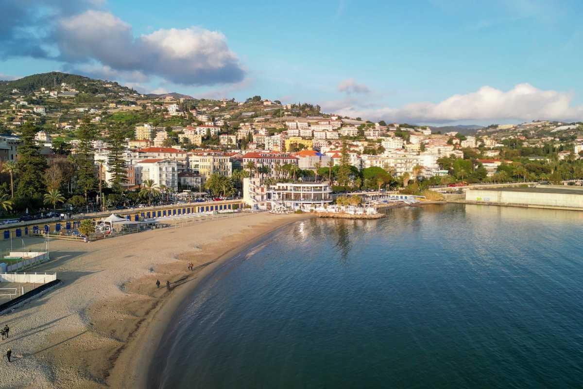 Giardini Regina Elena con vista mare, includi fiori